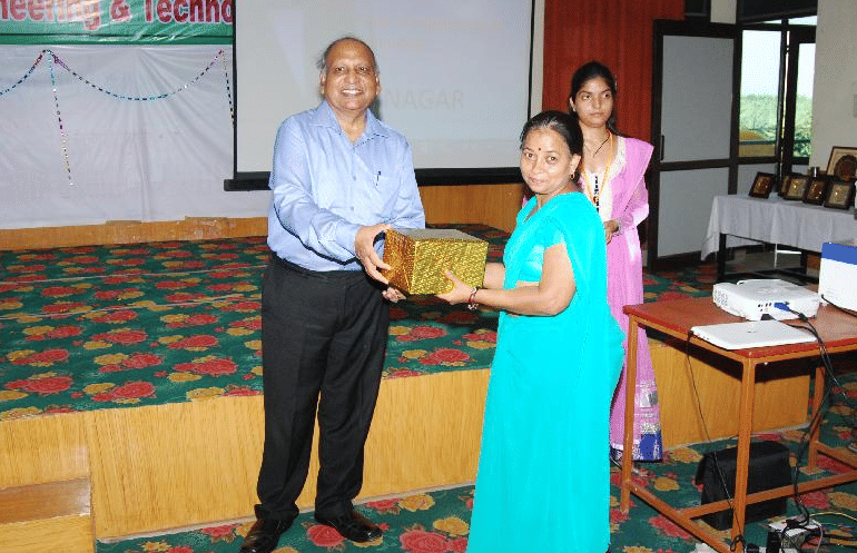 K.S. Jain Institute of Engineering and Technology Ghaziabad  Labs and Library photo 4